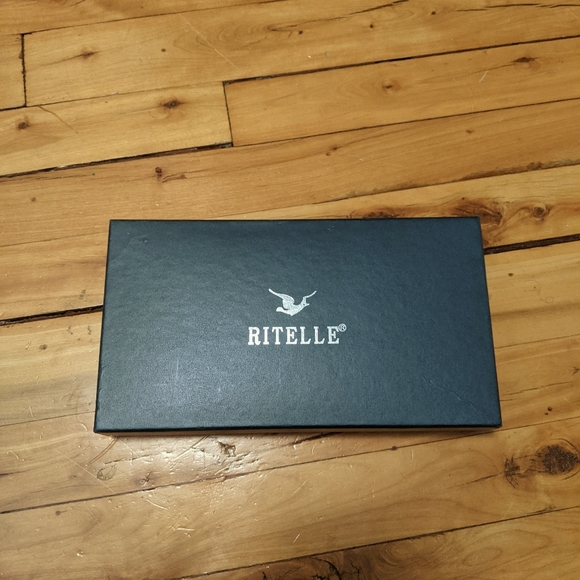 Women's Ritelle Wallet - Picture 2 of 3